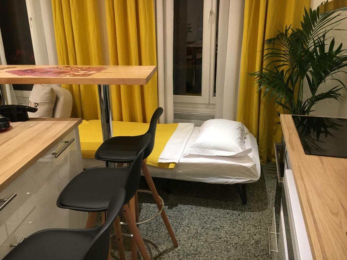 Apartment Flat App Entier N106 F3 Paris